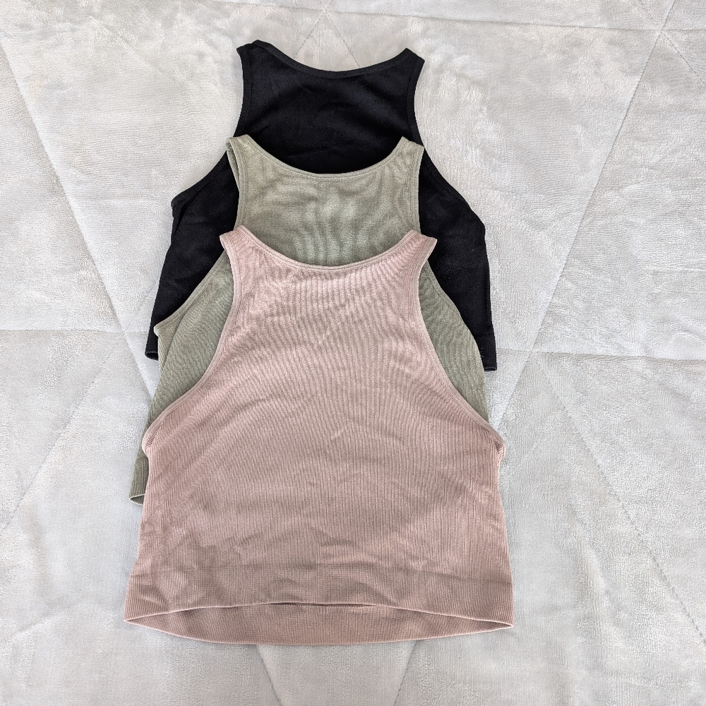 Set of 3 Tank Tops